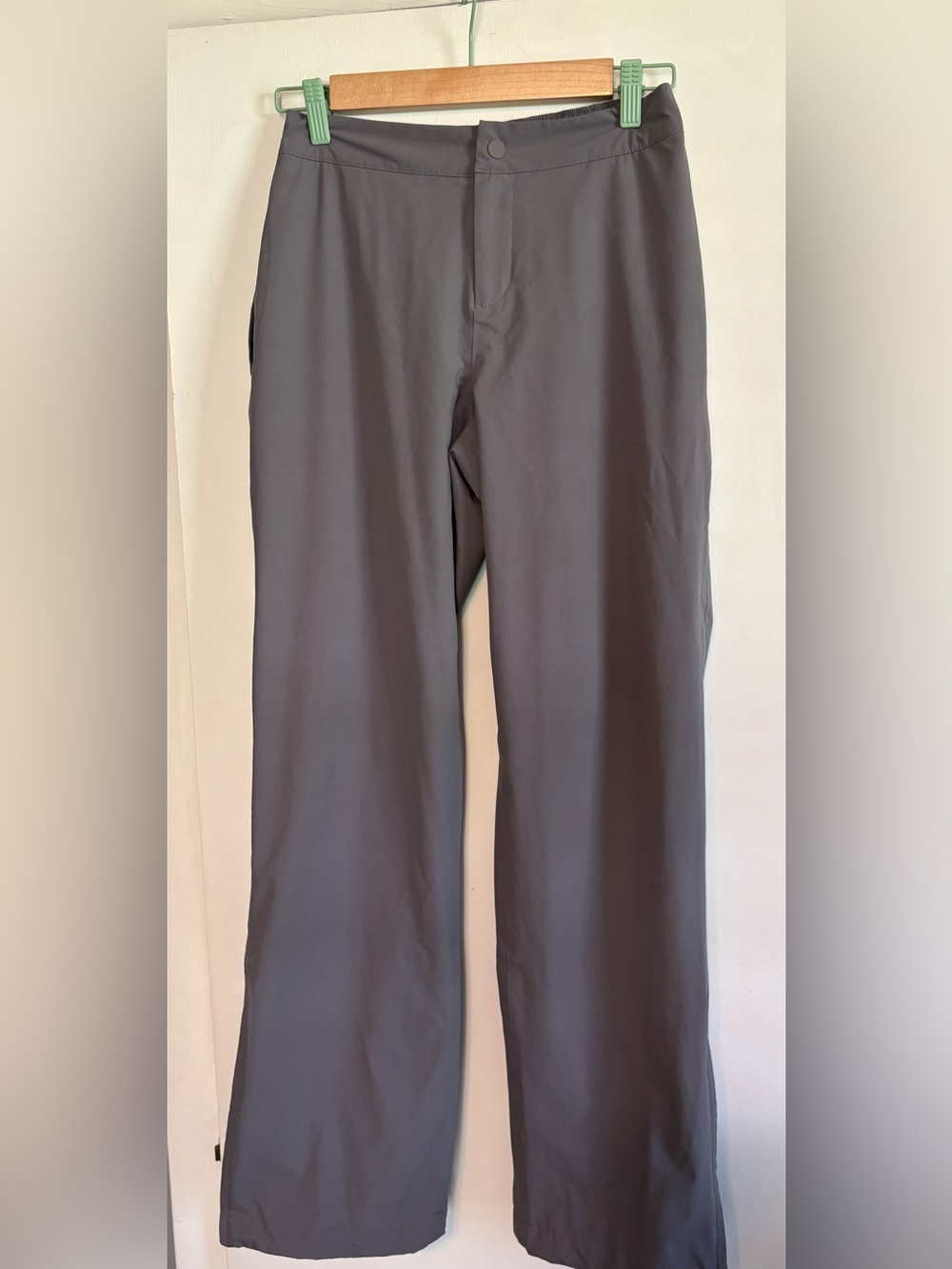 Nike women’s size small Hypershield Pants. Straight leg Gray
